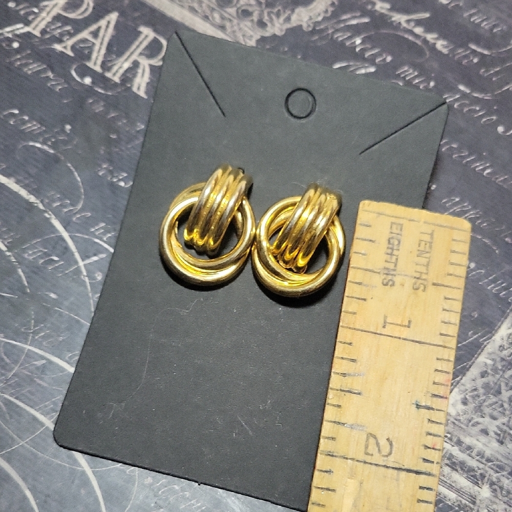 1980s Gold-Tone Hoop Earrings